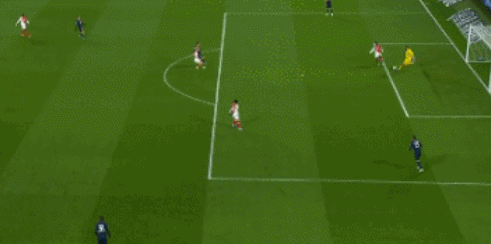 法甲：巴黎5-2摩纳哥，6连胜领跑，5人破门，姆巴佩创造45年神迹