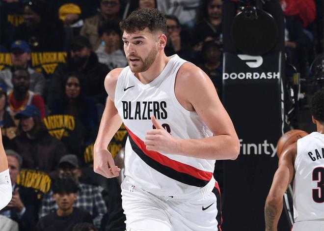 杨瀚森抢位有多难？克林根场均10+10，罗威坚韧小杨需看齐一人