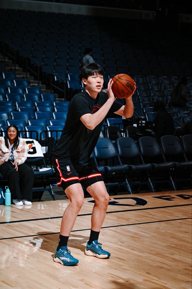 杨瀚森首发难救开拓者 开拓者96-119不敌灰熊遭遇连败