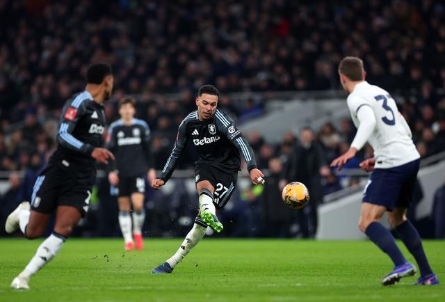 摩根-罗杰斯破门助维拉2-1胜